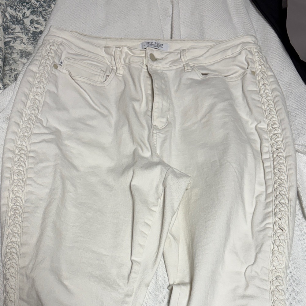 Maddie Mid-Rise Judy Blue White Braided-Side Jeans Size 20W